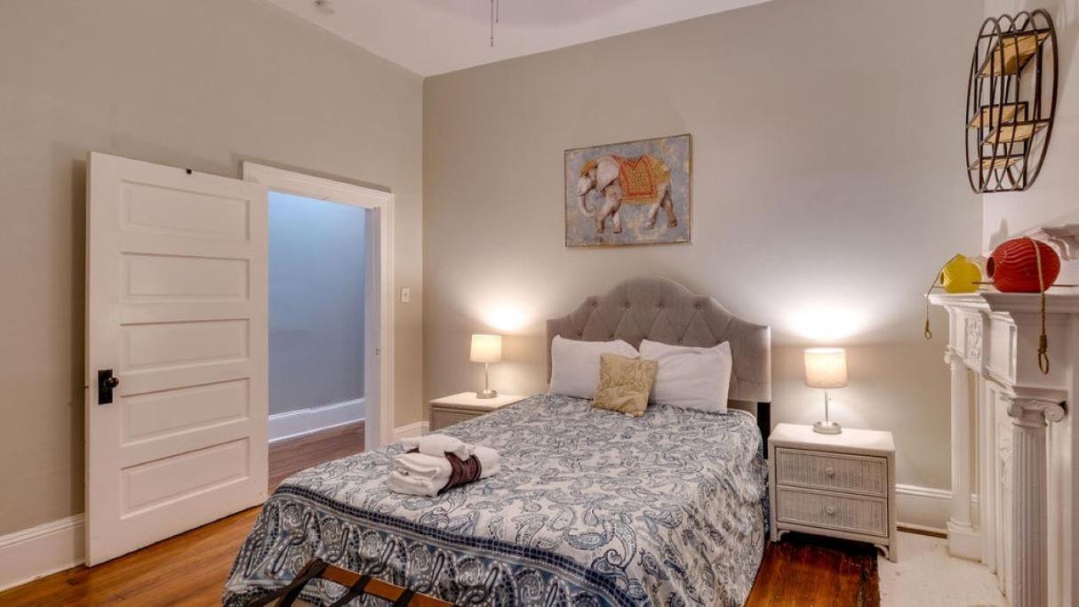 Comfortable Escape In Historic Downtown Саванна Экстерьер фото